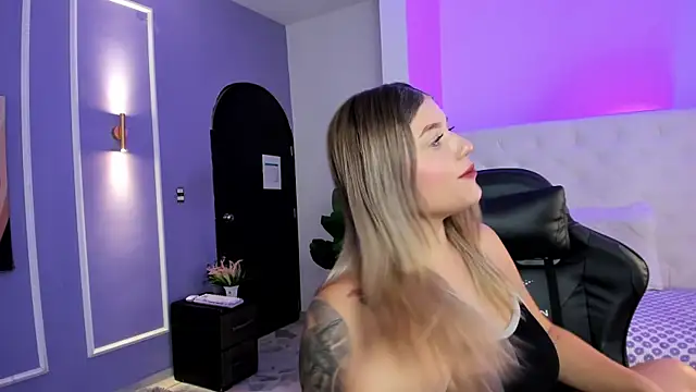 alaia greyy online show from 12-03-25, 02:04