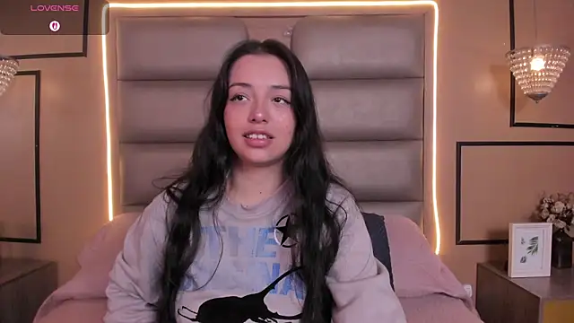 CAYLINCOLLINS online show from 02-24-26, 03:04