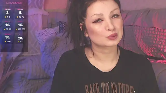 Snapshot of BritneyBarker chatting on 12-30-24, 05:26 BritneyBarker online show from 12-30-24, 05:26