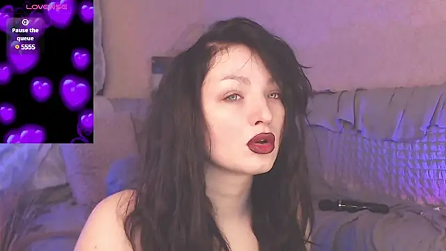 Snapshot of BritneyBarker chatting on 01-28-25, 02:43 BritneyBarker online show from 01-28-25, 02:43
