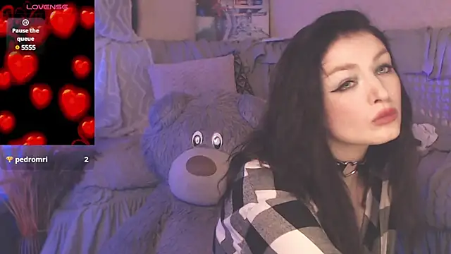Snapshot of BritneyBarker chatting on 01-31-25, 03:52 BritneyBarker online show from 01-31-25, 03:52