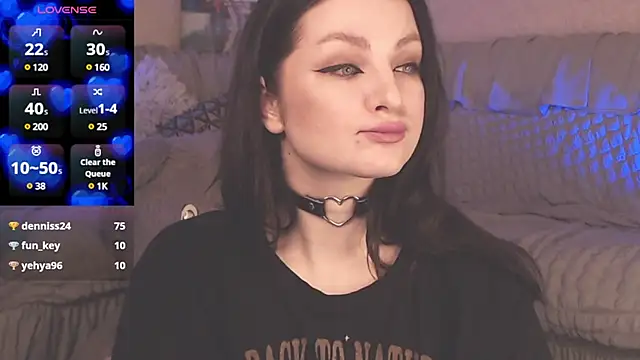Snapshot of BritneyBarker chatting on 02-26-25, 04:36 BritneyBarker online show from 02-26-25, 04:36