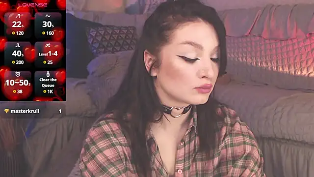 Snapshot of BritneyBarker chatting on 03-12-25, 04:41 BritneyBarker online show from 03-12-25, 04:41