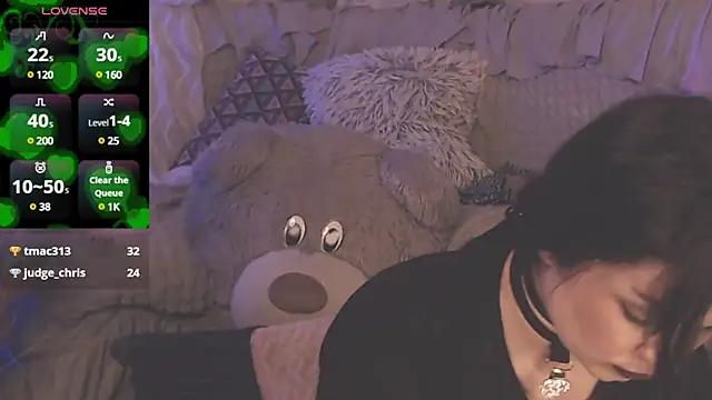 Snapshot of BritneyBarker chatting on 03-15-25, 04:57 BritneyBarker online show from 03-15-25, 04:57