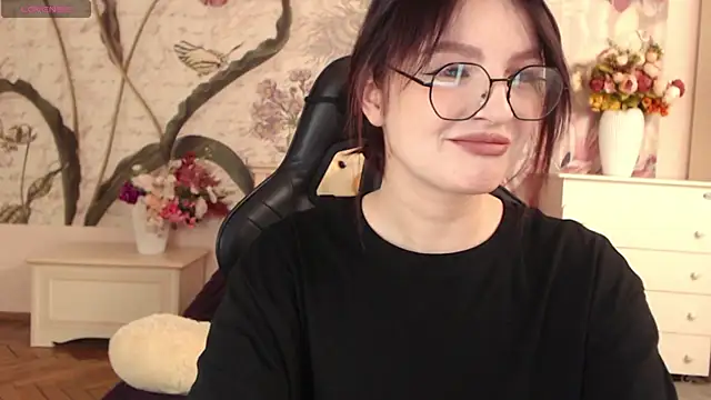 BritneyBarker online show from 11-07-25, 09:48