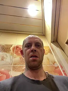 Snapshot of MaxDevilWhite chatting on 03-03-26, 09:10 MaxDevilWhite online show from 03-03-26, 09:10