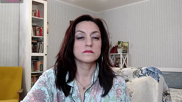 Soffya Soy online show from 04-24-26, 03:58