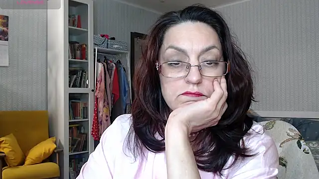 Snapshot of Soffya_Soy chatting on 05-13-26, 08:49 Soffya Soy online show from 05-13-26, 08:49