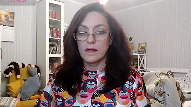 Snapshot of Soffya_Soy chatting on 05-17-26, 06:48 Soffya Soy online show from 05-17-26, 06:48