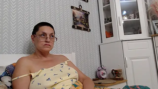 Snapshot of Soffya_Soy chatting on 06-07-26, 10:46 Soffya Soy online show from 06-07-26, 10:46