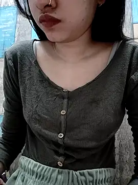 Snapshot of cute_IndianBabe chatting on 11-25-25, 01:05 cute IndianBabe online show from 11-25-25, 01:05