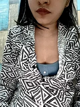 Snapshot of cute_IndianBabe chatting on 11-27-25, 12:56 cute IndianBabe online show from 11-27-25, 12:56