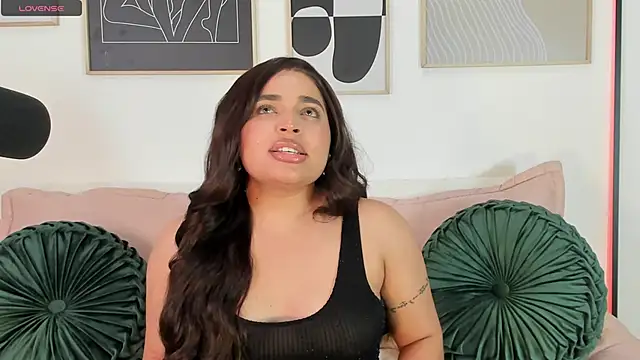 RachelRusso online show from 02-27-25, 05:34