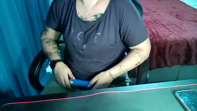 Snapshot of bunnyfox420 chatting on 10-19-25, 07:14 bunnyfox420 online show from 10-19-25, 07:14