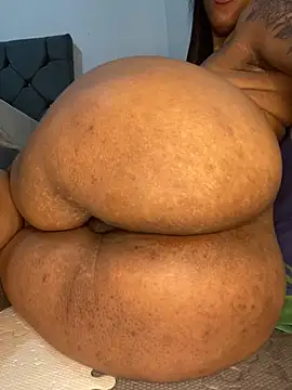 Charlotte bronxxx online show from 11-05-25, 10:21