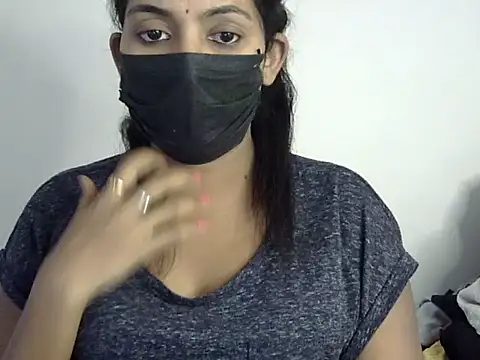 Snapshot of Reddy_Trisha chatting on 01-23-25, 10:32 Reddy Trisha online show from 01-23-25, 10:32