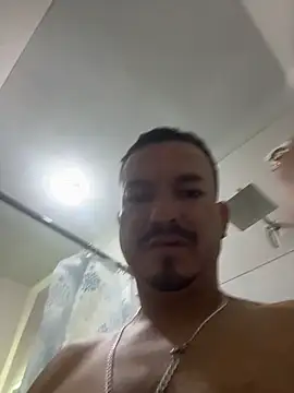 paullliliu online show from 10-10-25, 02:05