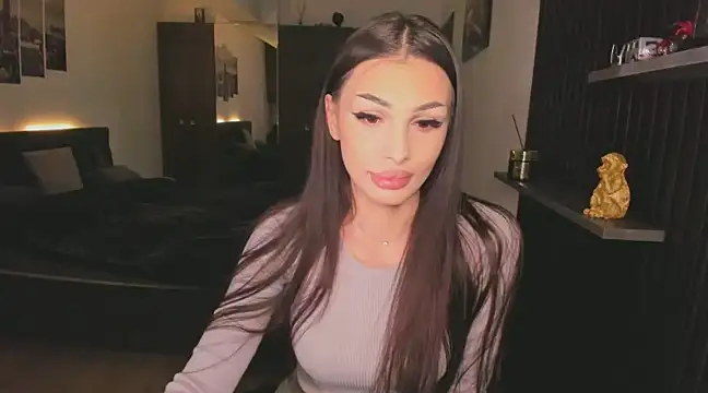 Snapshot of HelenShawn chatting on 01-24-25, 10:19 HelenShawn online show from 01-24-25, 10:19