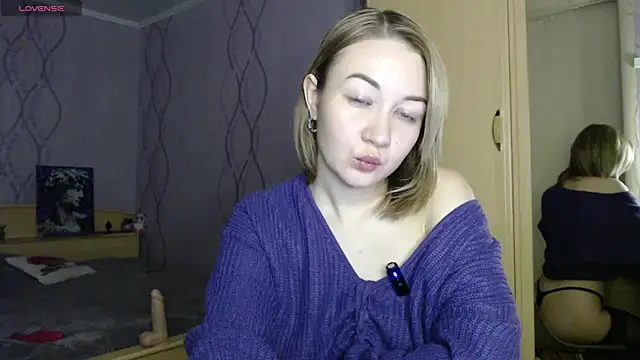 DaddysSluttyGirl2001 online show from 03-15-25, 06:32