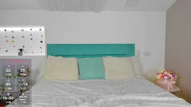 mars elina  online show from 02-25-25, 04:31