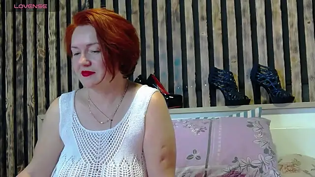 Alis Lovi online show from 11-11-25, 01:44