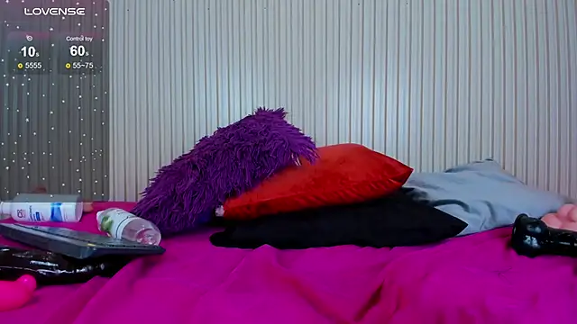 Madeline Cooper08 online show from 02-21-25, 10:37