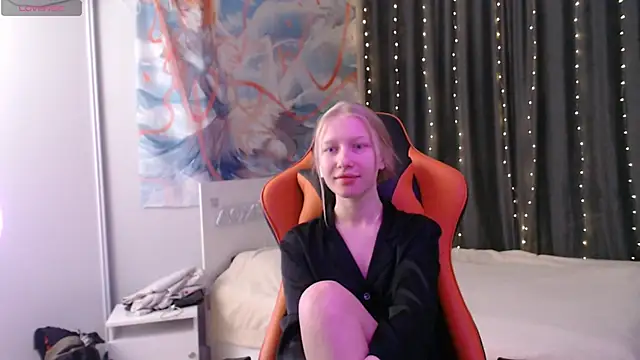 crystalyss online show from 01-24-25, 07:49