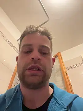 Sborratore1092 online show from 02-05-25, 04:06