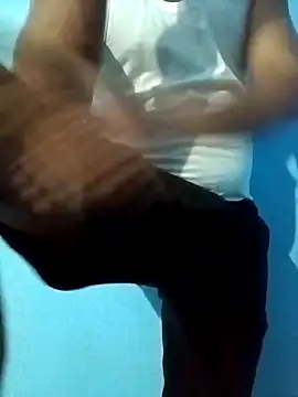 Snapshot of randit7 chatting on 03-06-25, 03:45 randit7 online show from 03-06-25, 03:45