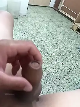 Snapshot of parejarica420 chatting on 02-03-25, 04:04 parejarica420 online show from 02-03-25, 04:04