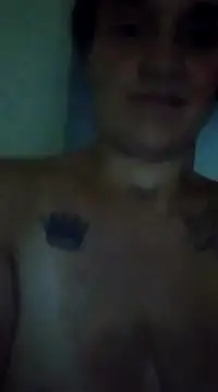 Snapshot of parejarica420 chatting on 02-15-25, 04:03 parejarica420 online show from 02-15-25, 04:03