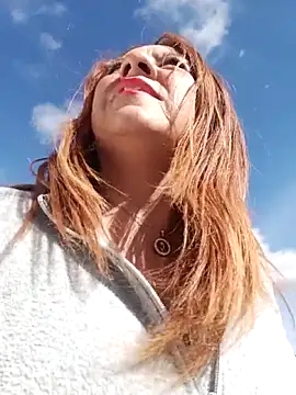 Snapshot of Anur-77 chatting on 11-02-25, 12:29 Anur-77 online show from 11-02-25, 12:29