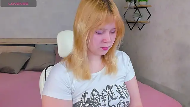 Amy Kimberlly online show from 11-29-25, 07:11