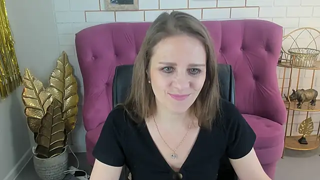 EmiliaBedy online show from 02-06-25, 09:11