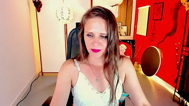 EmiliaBedy online show from 06-03-26, 02:33