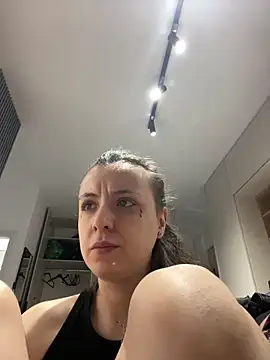 bunnythetailor online show from 05-31-26, 06:09