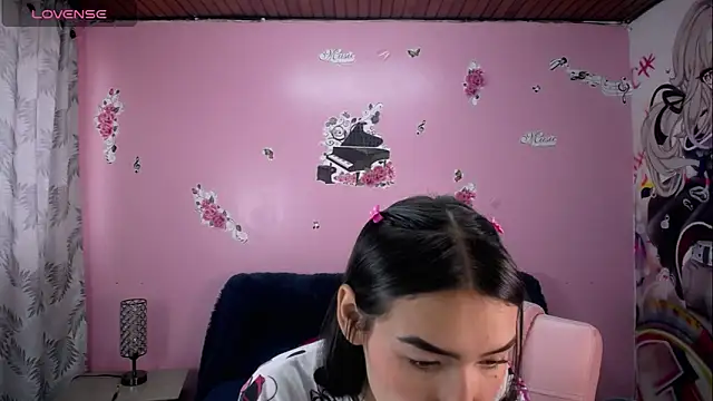 Snapshot of Sofii_cutee chatting on 01-31-25, 12:40 Sofii cutee online show from 01-31-25, 12:40