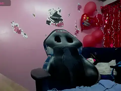 Snapshot of Sofii_cutee chatting on 02-20-25, 12:47 Sofii cutee online show from 02-20-25, 12:47