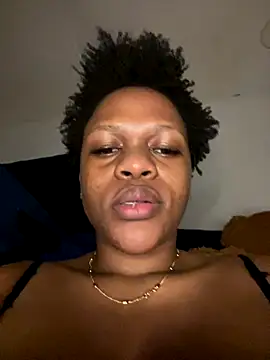 Boneca25 online show from 11-13-25, 06:51