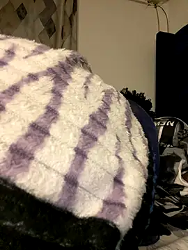 Boneca25 online show from 11-20-25, 12:22