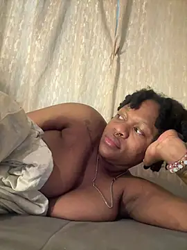 Boneca25 online show from 02-02-26, 08:51