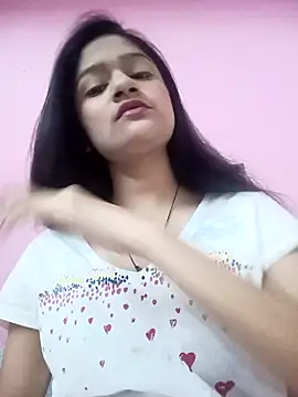 Snapshot of Tanu-00 chatting on 10-15-25, 03:50 Tanu-00 online show from 10-15-25, 03:50