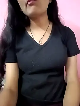 Snapshot of Tanu-00 chatting on 12-04-25, 07:00 Tanu-00 online show from 12-04-25, 07:00