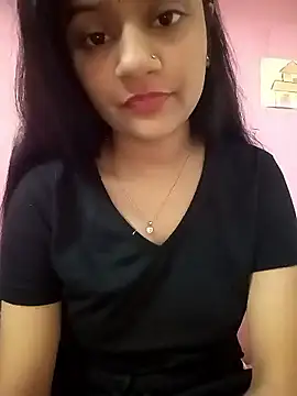 Snapshot of Tanu-00 chatting on 12-21-25, 07:10 Tanu-00 online show from 12-21-25, 07:10