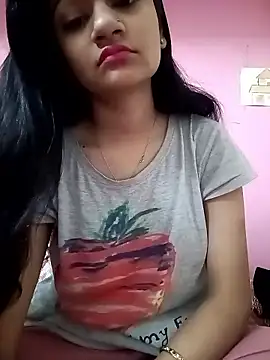 Snapshot of Tanu-00 chatting on 01-10-26, 02:02 Tanu-00 online show from 01-10-26, 02:02