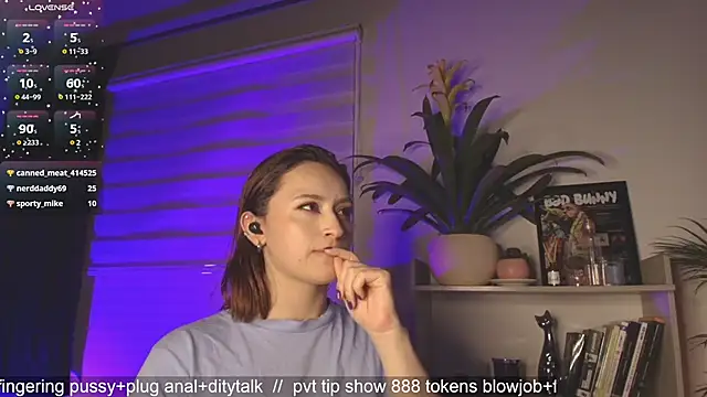 Mara Santoro online show from 02-18-25, 08:16