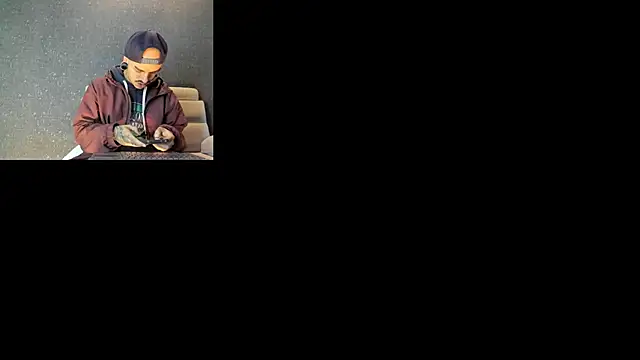 Snapshot of kaletattoo chatting on 11-16-25, 11:49 kaletattoo online show from 11-16-25, 11:49