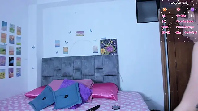 Isangel  online show from 03-18-25, 02:15