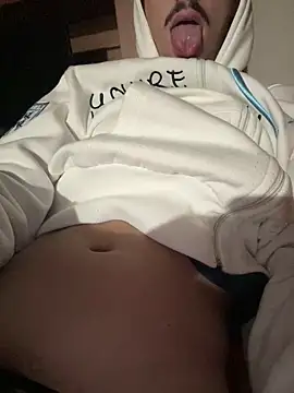 Snapshot of Napoletanobono10 chatting on 01-30-25, 01:55 Napoletanobono10 online show from 01-30-25, 01:55