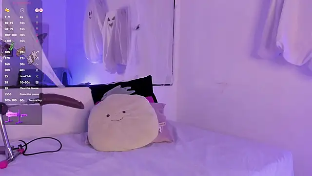 AnaChernova online show from 10-27-25, 12:31